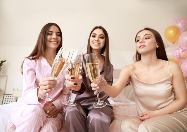 Champagne và phụ nữ